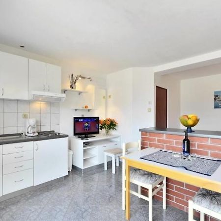 Studio Apartments 4 Two ボル エクステリア 写真