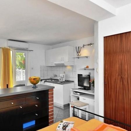 Studio Apartments 4 Two ボル エクステリア 写真