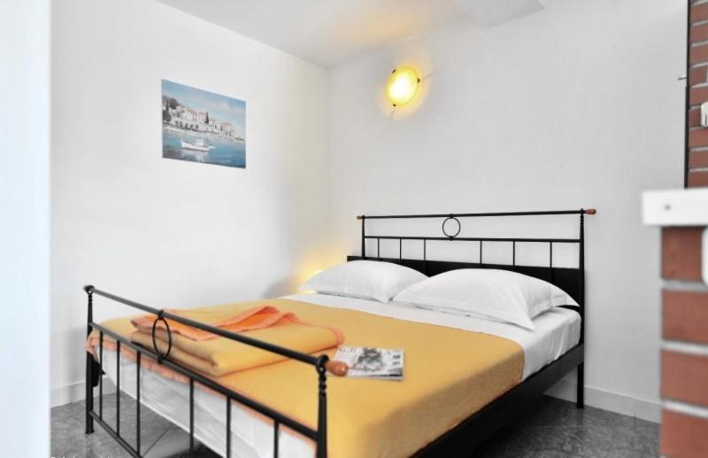 Studio Apartments 4 Two ボル エクステリア 写真